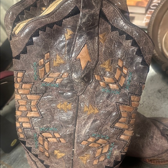 Embroidered Brown Heeled Boots - Picture 2 of 7